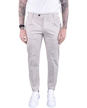 Eleventy Pleated Slim Trousers - Grey