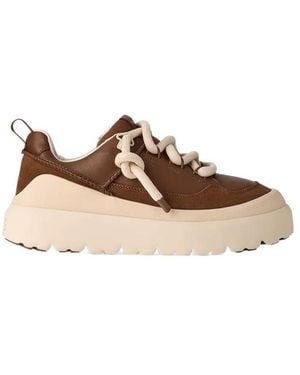 UGG Heritage Utility Leather Low-Top Sneakers - Brown