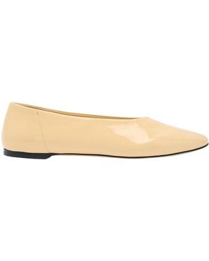 TOTEME Slip Patent Leather Ballet Flats - Natural