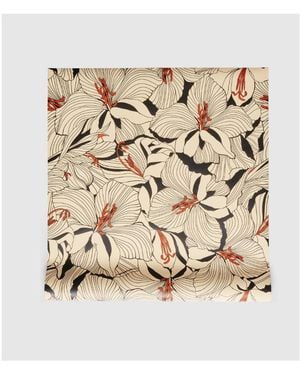 Gucci Lillies Wallpaper - Natural