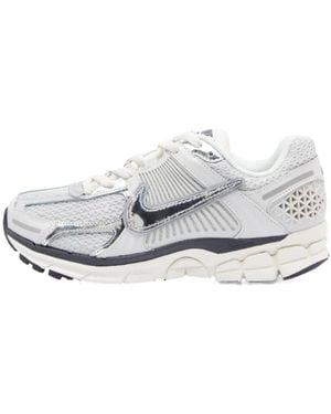 Nike Zoom Vomero 5 Photon Dust Sneakers - White