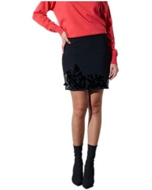 Kaos Skirt - Red