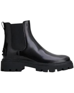 Tod's Classic Chunky-Sole Ankle Boots - Black