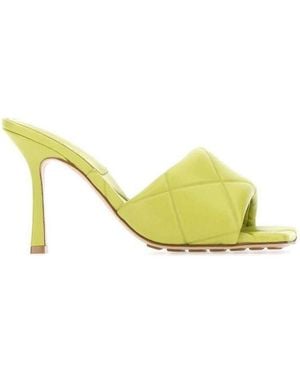 Bottega Veneta Bv Rubber Lido Sandals - Yellow