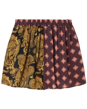 Donde Esteban Elastic Waist Shorts - Red