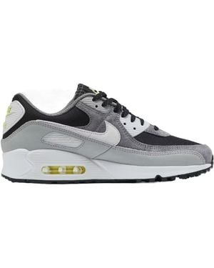 Nike Mesh Sneaker - Gray