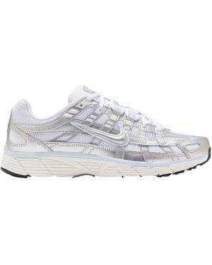 Nike Casual Sneakers - White