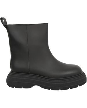 GIA COUTURE Round-Headed Short Boots - Black