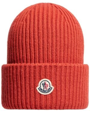 Moncler Logo Patch Ribbed Beanie - Red