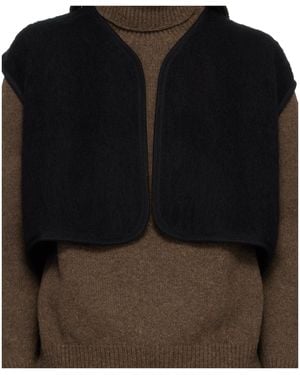 Baserange Sleeveless Vest - Black