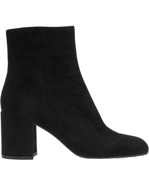 Gianvito Rossi Suede Heeled Ankle Boots - Black