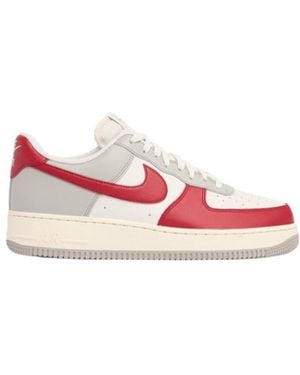 Nike Round-Head Sneakers - Pink