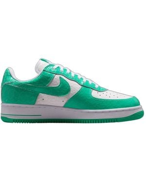 Nike Air Force 1 Low '01 Cracked Leather Sneakers - Green