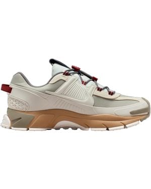 Nike Zoom Vomero Roam Lace-Up Sneakers - White