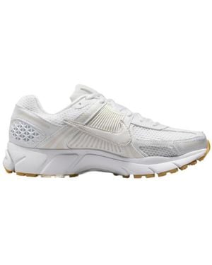 Nike Zoom Vomero 5 Sneakers - White