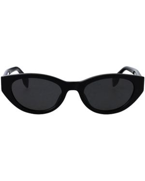 Fendi Eyewear Cat-Eye Frame Sunglasses - Black
