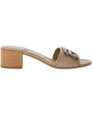 Fendi Baguette-Shaped Mid-Heel Slippers - Natural