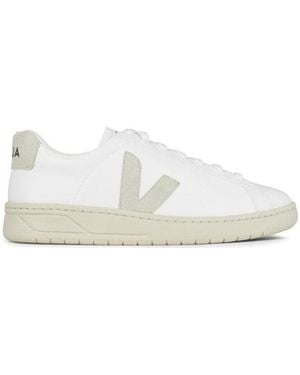 Veja Logo Low-Cut Sneakers - White