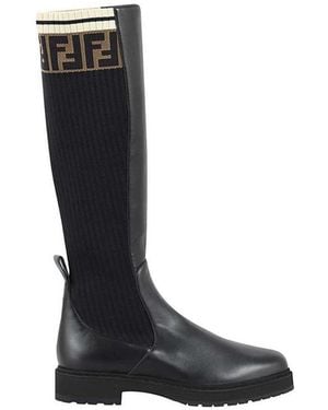 Fendi Ribbed Detail Ff-Logo Boots - Black