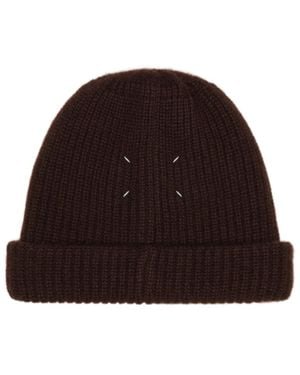 Maison Margiela Logo Detailed Ribbed Beanie - Brown