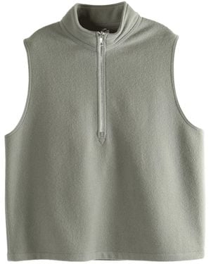 Rier Zip-Fastening Sleeveless Vest - Green