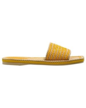 Chloé Chloé Logo Strap Flat Sandals - Yellow