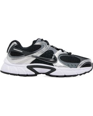 Nike V5 Rnr Sneakers - Black