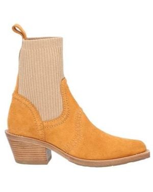 Chloé Ankle Boots - Orange