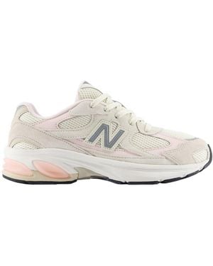 New Balance Color Blocked Sneakers - White