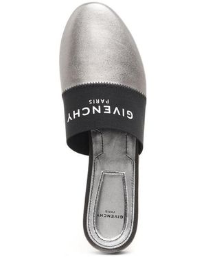 Givenchy Bedford Metal-Sensitive Leather Flat Shoes - Grey