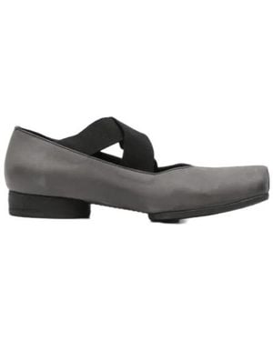 Uma Wang Cross-Strap Ballet Flats - Brown