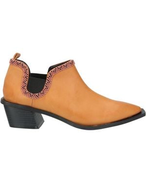 FARM Rio Dark Chelsea Boots - Brown