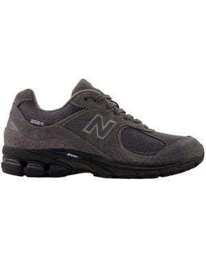 New Balance Round-Toe Sneakers - Black