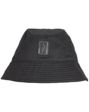 Neil Barrett Plaque-Detail Bucket Hat - Black