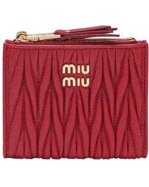Miu Miu Logo Plaque Zipped Wallet - Red