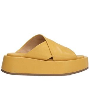 Marsèll Crossover-Strap Platform Sandals - Yellow