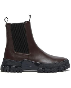 Weekend by Maxmara Logo Chelsea Boots - Black