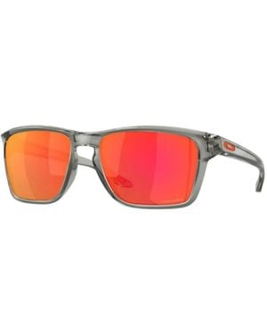 Oakley Geometric Frame Sunglasses - Red