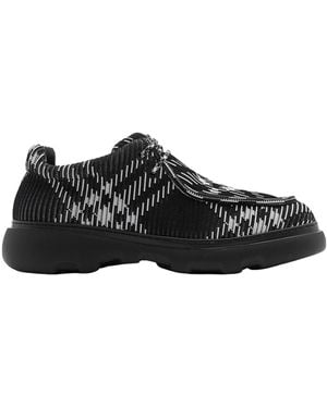 【送料&関税込】Burberry Ekd Check-printed Lace-up Derby Sho Burberry Creeper Ekd Check Print Derby Shoes - Dress Shoes