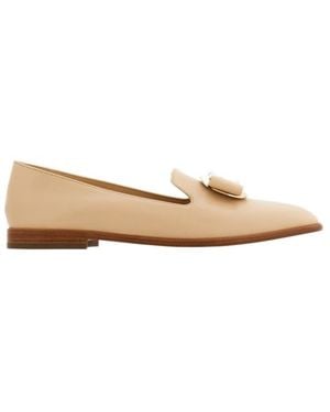 Ferragamo New Vara Plate Loafer - Natural