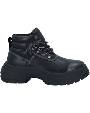 Maison Margiela Solid Colour Ankle Boots - Blue
