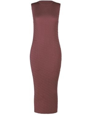 Issey Miyake Sleek Pleats Dress - Red