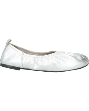 MAX&Co. Leather Ballet Flats - White