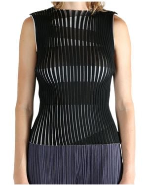 Issey Miyake Pleated Sleeveless Top - Black
