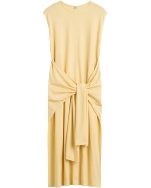 TOTEME Totme Tie-Waist Jersey Dress in Black | Lyst TOTEME Totme Tie-Waist Jersey Dress in Black | Lyst