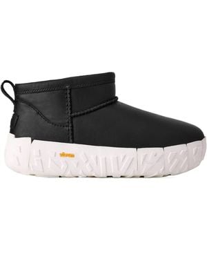 UGG Classic Ultra Mini Wrap Tech Boots - Black