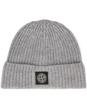 Stone Island Ribbed-Knit Logo Beanie - Gray