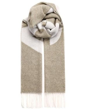 A.P.C. Logo Detailed Fringed Scarf - White