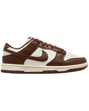 Nike Color-Blocked Low-Top Casual Sneakers - Brown