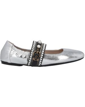 Pinko Pearl-Embellished Buckle Ballet Flats - White